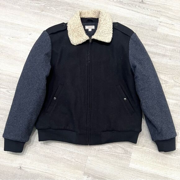 Wallace & Barnes Sherpa Collar Wool Bomber Jacket Men’s size Large in Navy Blue